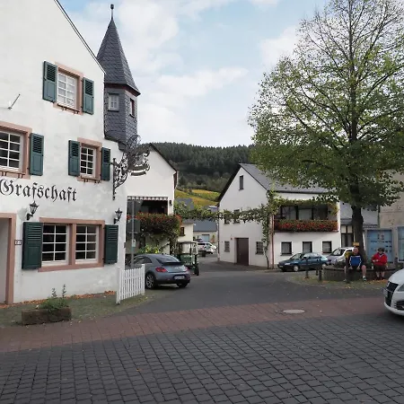 Zur Grafschaft Hotel Veldenz