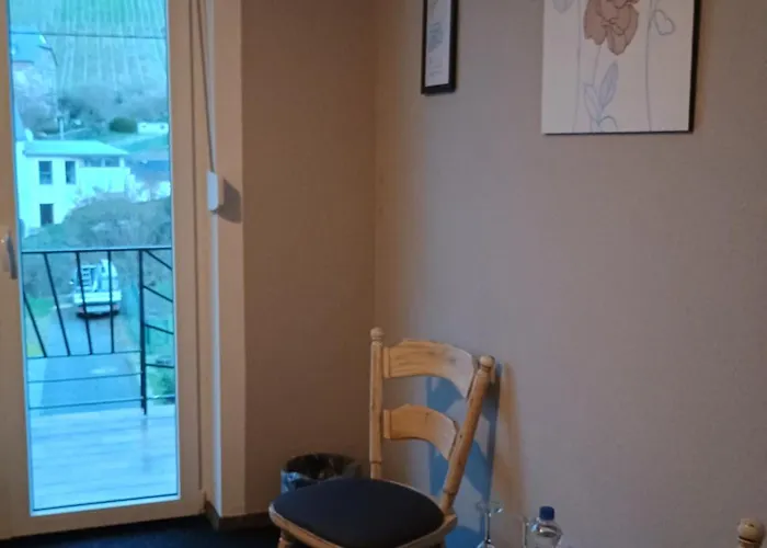 Zur Grafschaft Hotel *